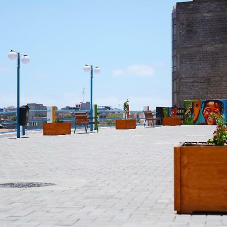 Fully Equipped 3-Bedroom Apt In Downtown Praia Eksteriør billede