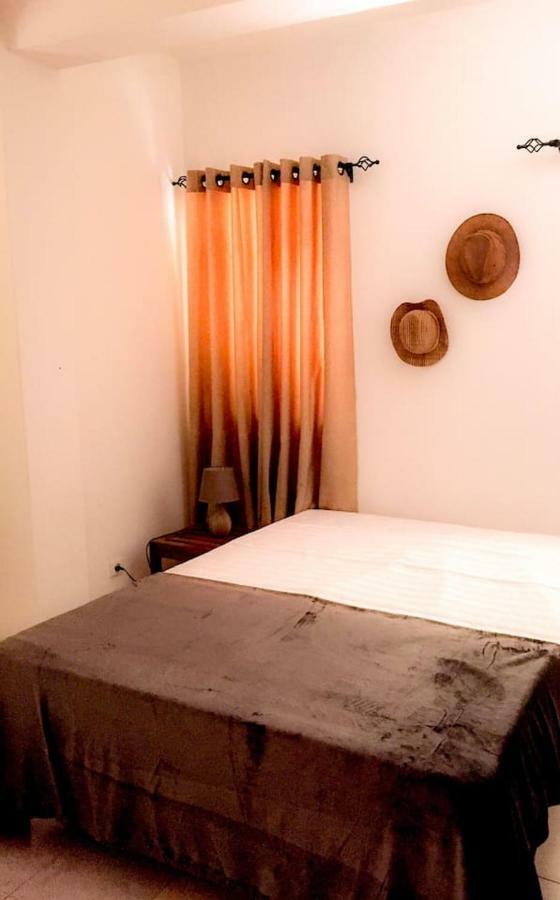 Fully Equipped 3-Bedroom Apt In Downtown Praia Eksteriør billede